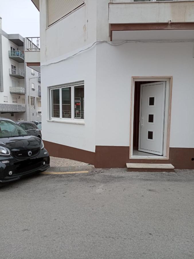 Apartamento T2 Salva-Vidas 纳扎雷 外观 照片